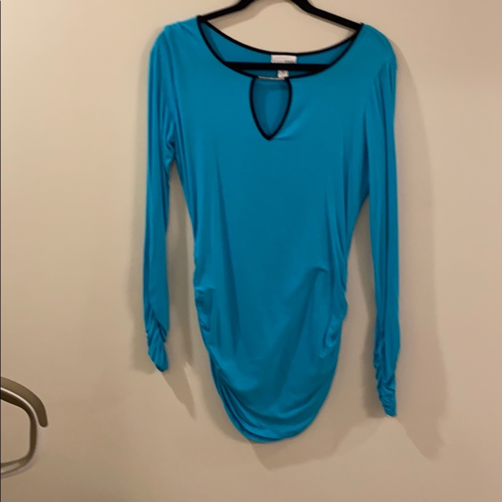Ladies blue form fit shirt